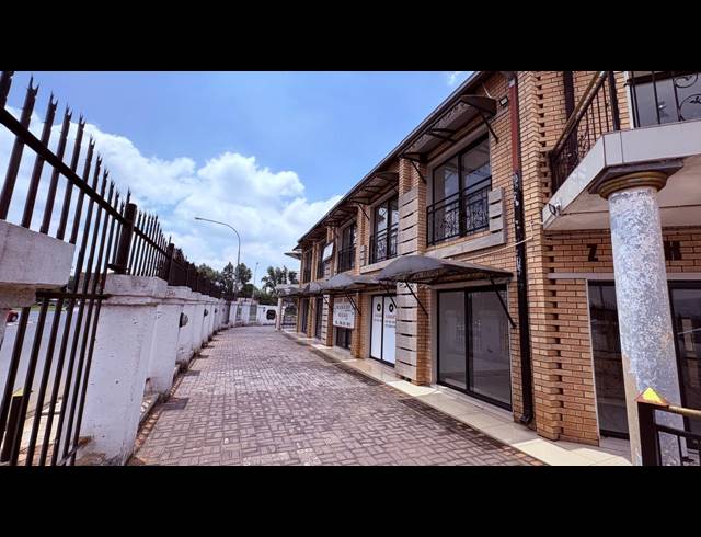 1,600M² BUSINESS CENTRE FOR SALE IN WESTDENE